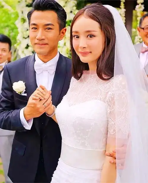 很多人都知道,杨幂和刘恺威曾经是娱乐圈中的一对金童玉女.