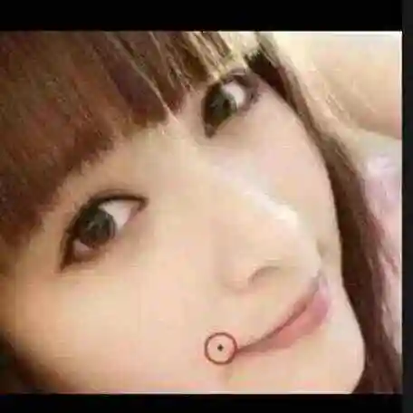 今天来了解一下女人嘴角长痣到底是好色还是好吃?