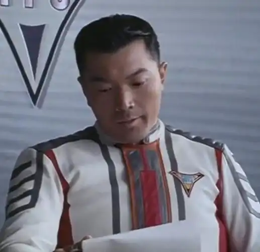 宗方诚一喜欢居间惠这大家都知道,当初他也是因为居间惠在胜利队工作