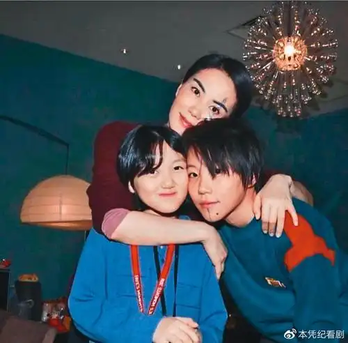 台媒曝窦靖童将当导演!疑邀周冬雨主演,却因"同志题材"被婉拒