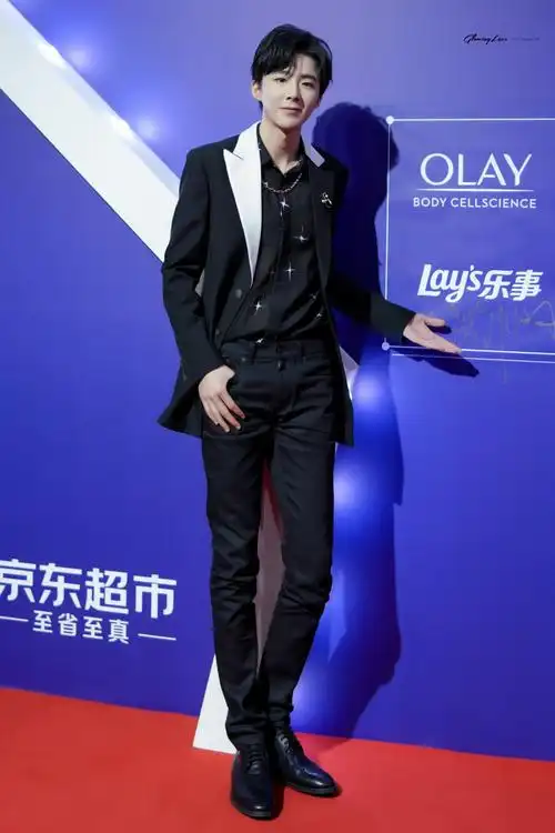 (个人偏好向刘宇宁腿楼)