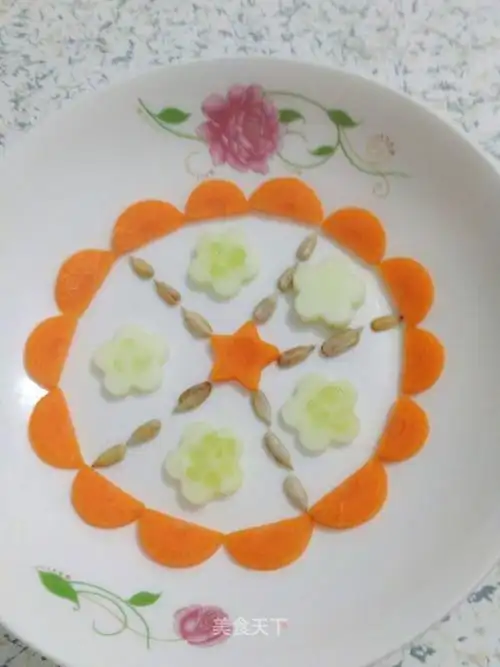 胡萝卜黄瓜拼盘