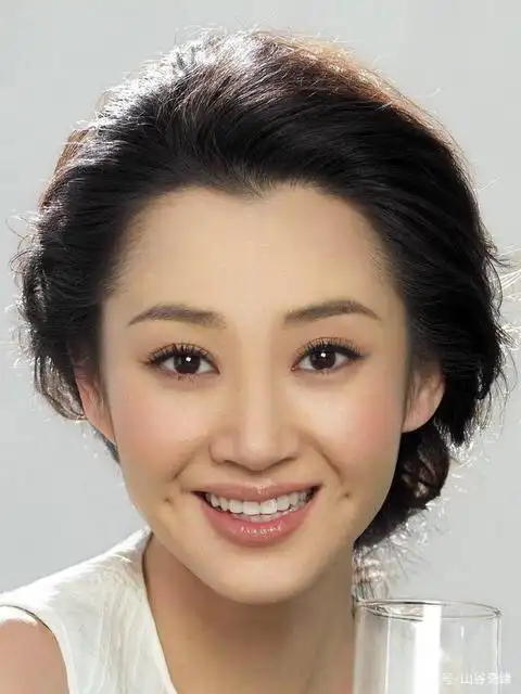 偶像许晴艺术写真美极了