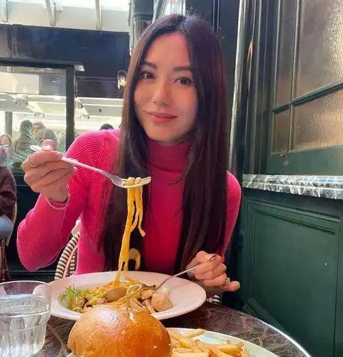 回顾红极一时消失的9位新加坡女星,有人破产,有人成亿万富豪