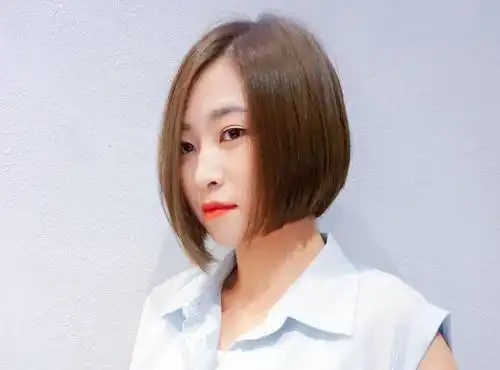 原创圆脸女性发型别瞎剪有这几款就够了减龄显瘦美美哒