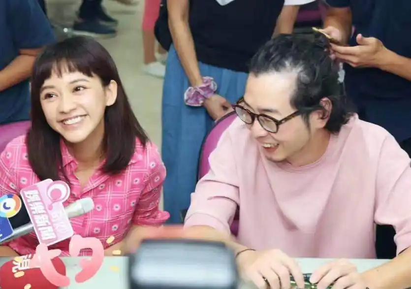 回顾:那个叫闺蜜丈夫爸爸的陈意涵,扎双马尾卖萌,却说人设恶心