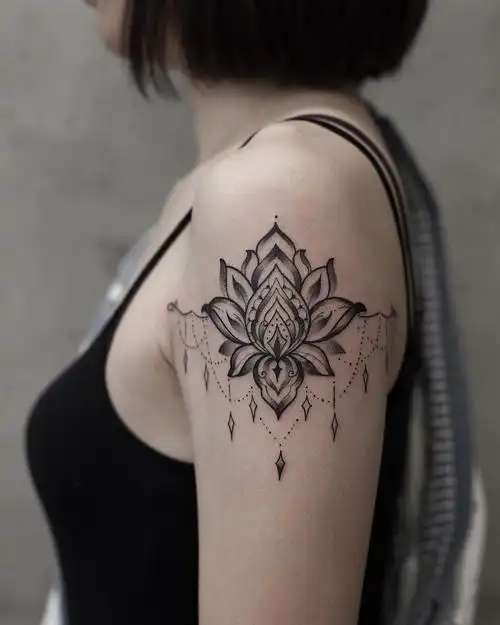 大臂黑灰梵花纹身图案 - 深圳纹彩刺青