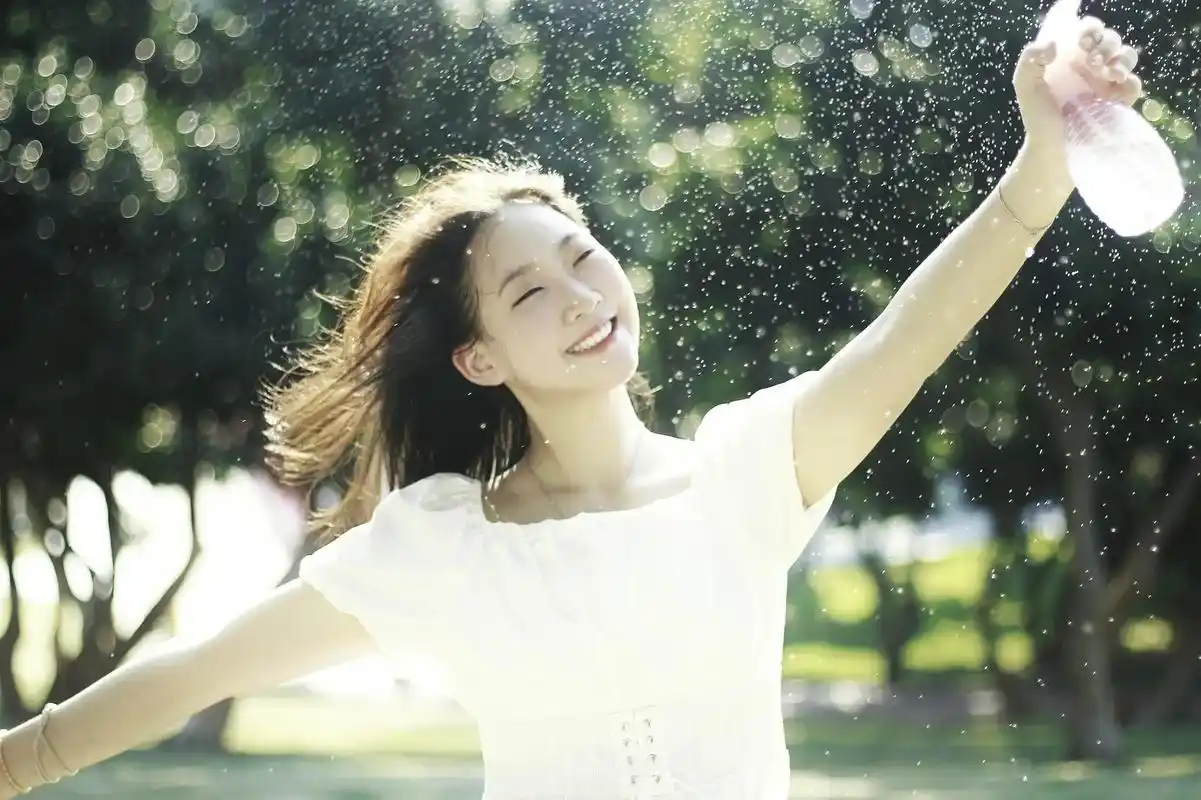 要自信要多笑要开心