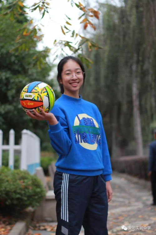 瑞安市安阳实验中学 德育简报 燃烧热血青春 勇夺体育之星