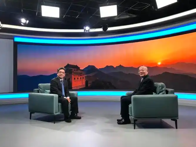 王淦斌董事长接受央视主持人水均益专访