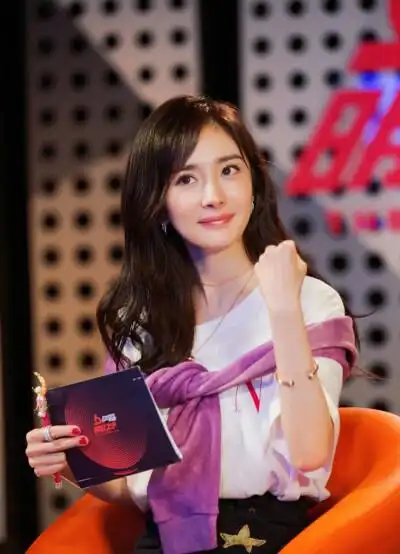 杨幂明日之子动图