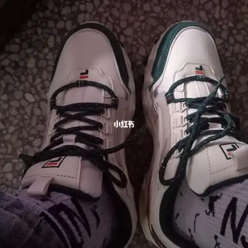 金泰亨同款斐乐猫爪鞋_鞋子_斐乐怎么样_韩国_帆布鞋_斐乐猫爪鞋_时尚