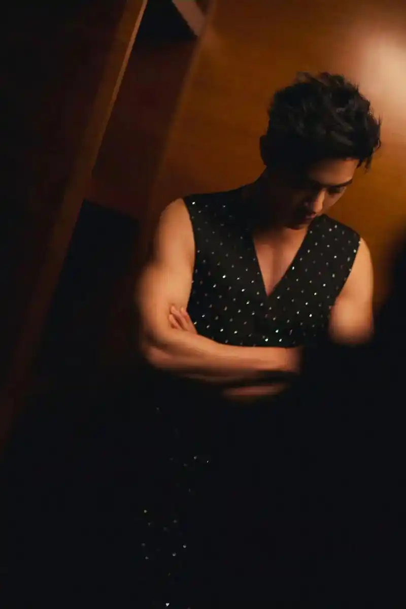 这个肌肉线条,爱了爱了#肖战 #与肖战共赴微博 - 抖音