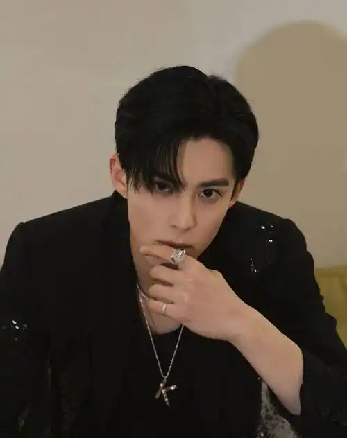 王鹤棣7个反转魅力!