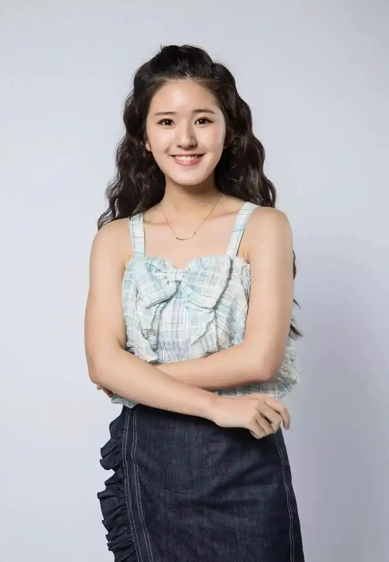 微胖时期的赵露思好可爱