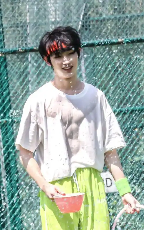 怎样评价丁程鑫,马嘉祺? - 知乎