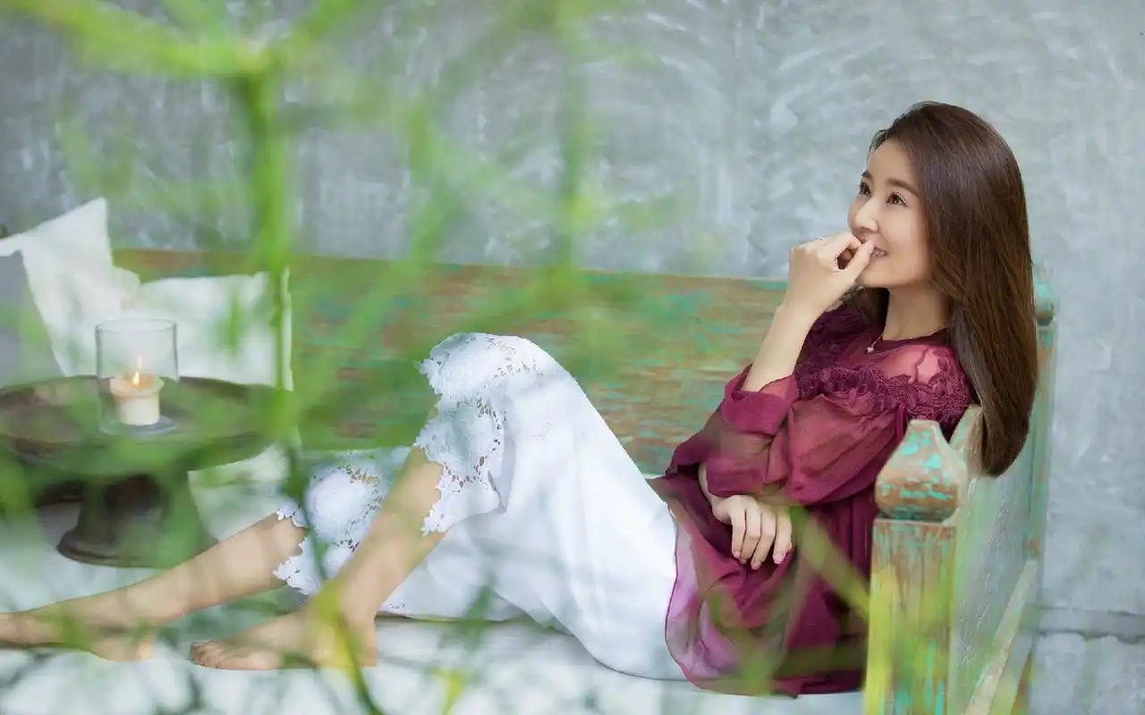 > 林心如写真照片高清壁纸下载(1920×1200)