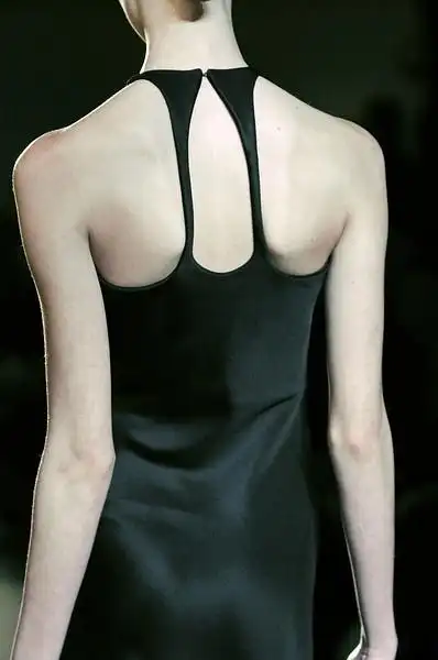 龙咕咕的相册-衣服后背