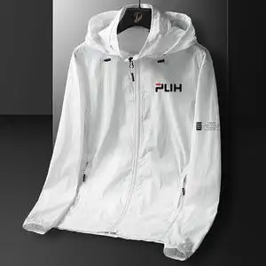 斐乐02官方旗舰店薄款防晒衣男22夏季连帽上衣速干透气防晒服夹克