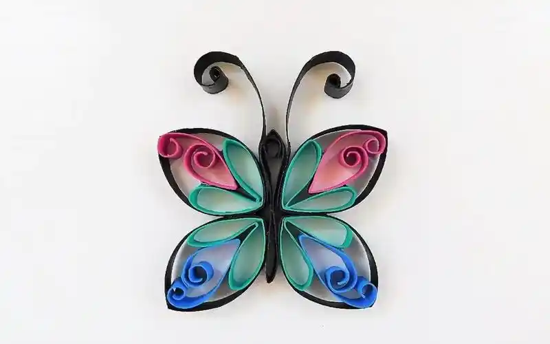 手工彩色纸蝴蝶