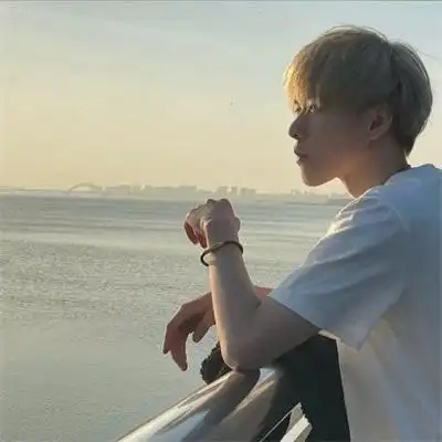 男生jojo头像 迪奥搞笑3d立体字头像姓氏陈外国帅哥头像图片2021最