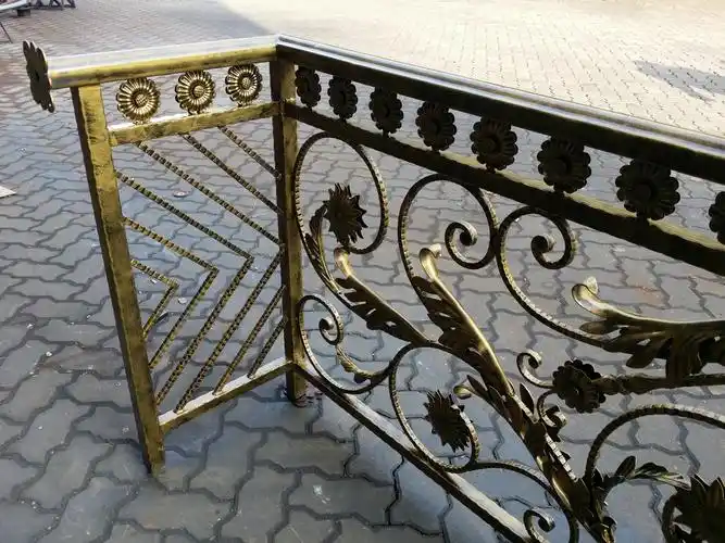 高端定制铁艺产品锻造围栏别墅护栏阳台栏杆会所ktv入户门