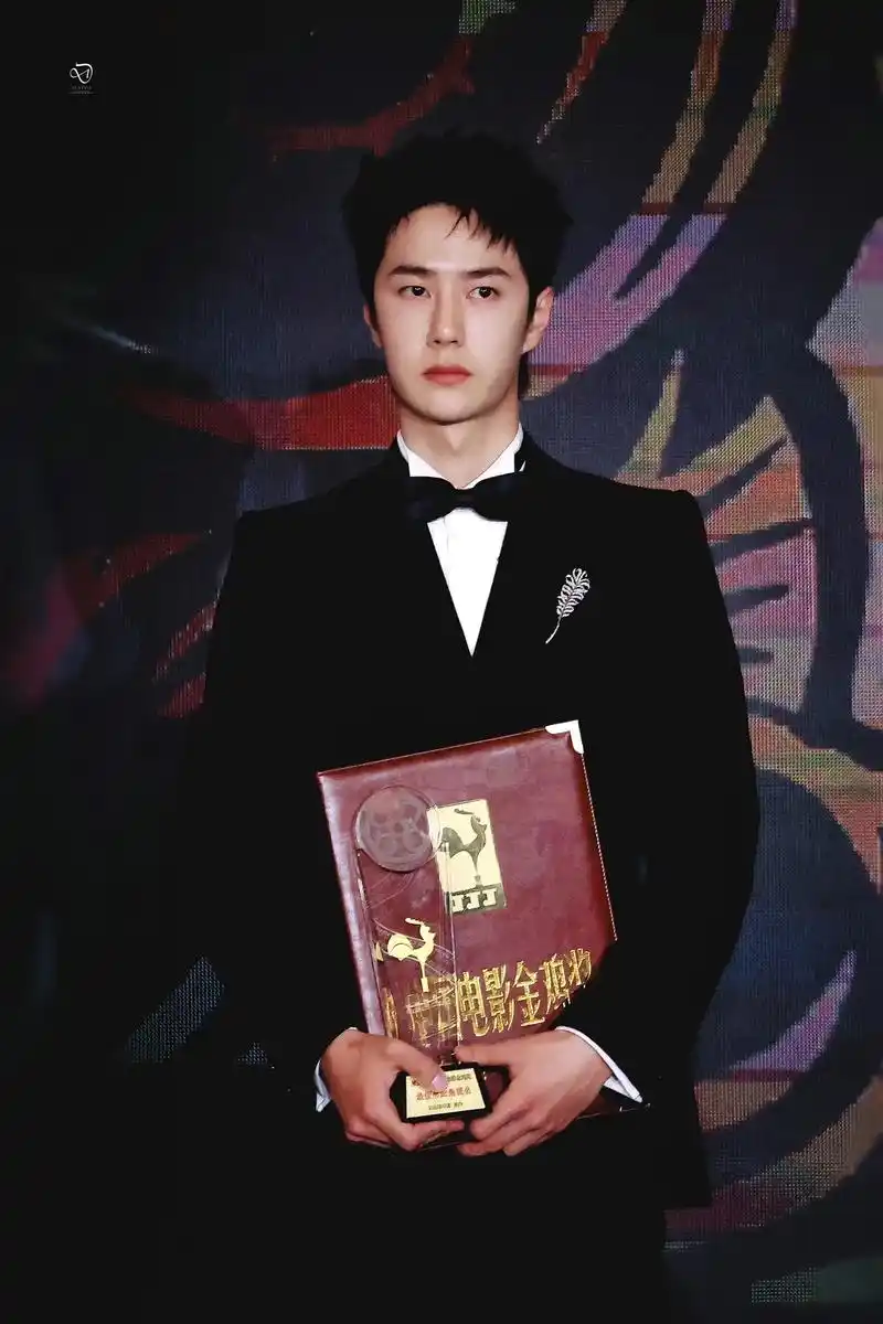 王一博 追风者的爆火所有人有目共睹,这其中当然离不开所有人的努力