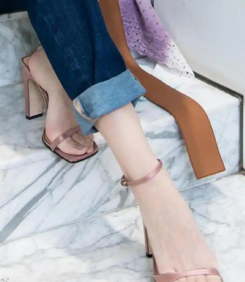 董洁  玉足合集 #娱乐最前沿