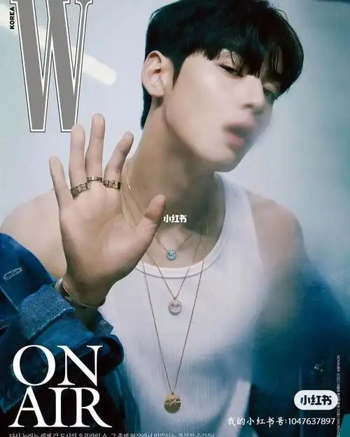 银优杂志已经拼完#车银优  #杂志  #时尚杂志