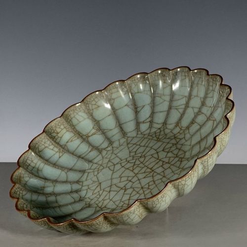 古董瓷器宋代官窑冰裂纹花口盘全品老货收藏古玩杂项