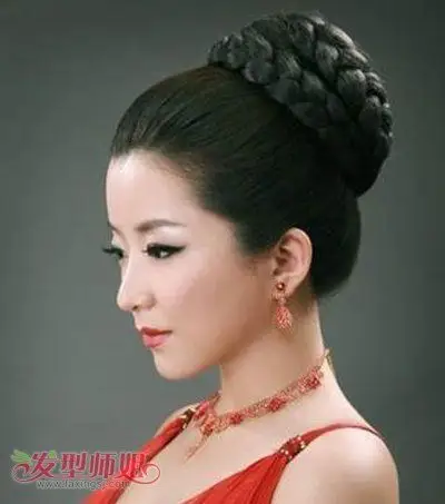 韩国编辫子发型图片 辫子新娘发型