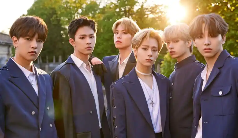 韩男团oneus成员金英助退出组合 被其威胁辱骂给粉丝要名牌衣服