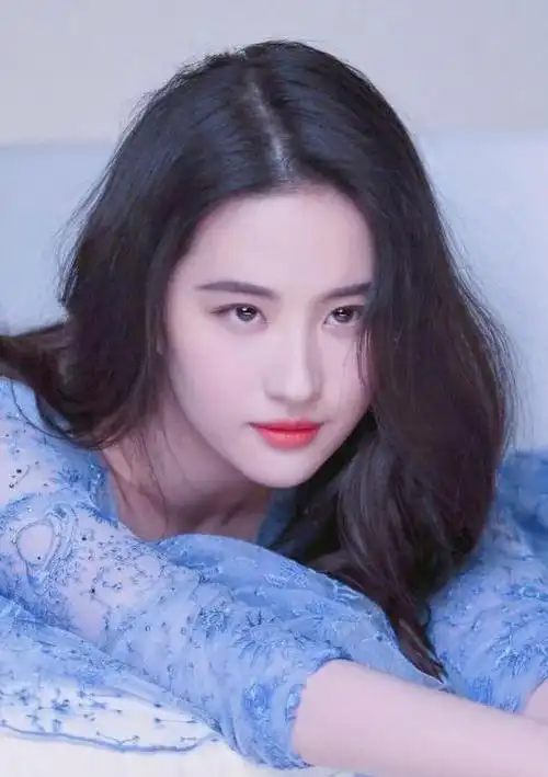 刘亦菲发型_刘亦菲发型教程-天晟网