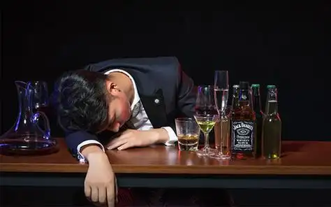 喝醉一次到底多伤身醉酒难受怎么缓解