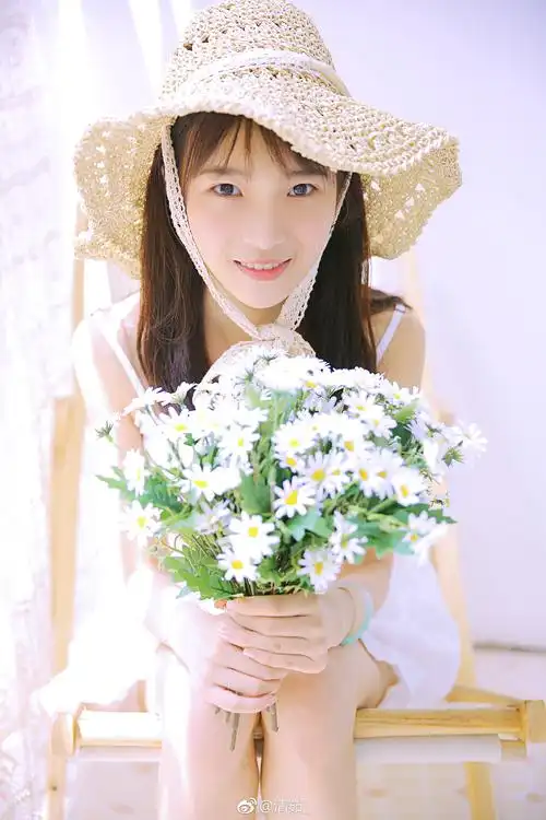 你的笑容和阳光一样灿烂