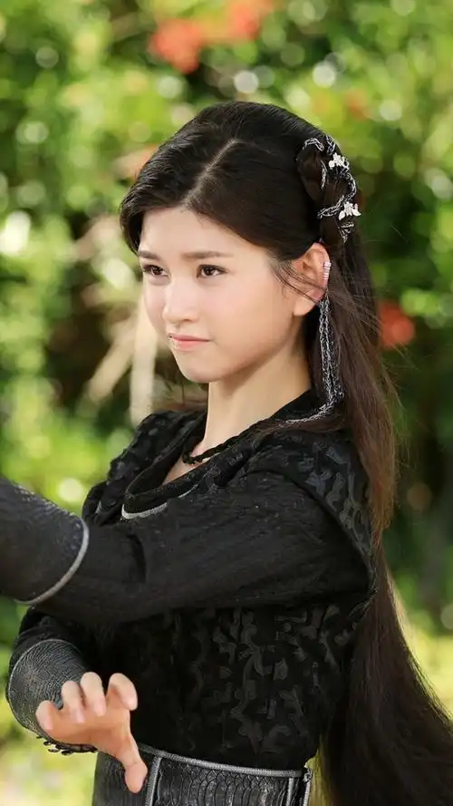 择天记-小黑龙-林思意饰