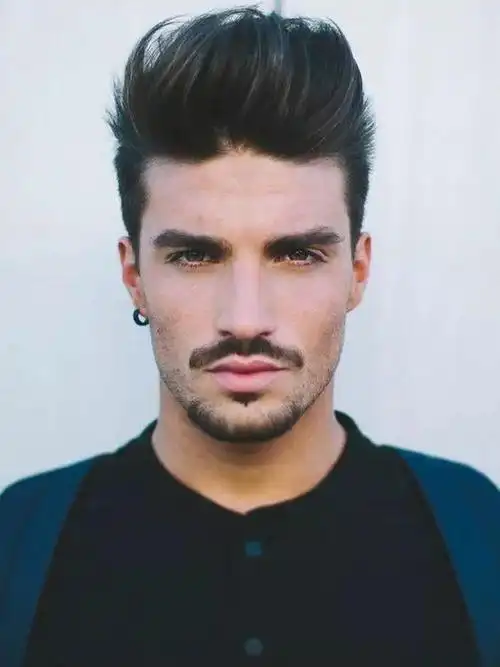 留胡子的男生真性感