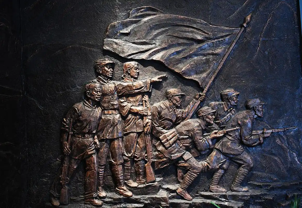 你知道100年前的中国人做梦都想看到什么样的中国吗?