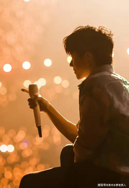 演唱会门票抢手 张杰感恩粉丝支持_网友_才华_音乐