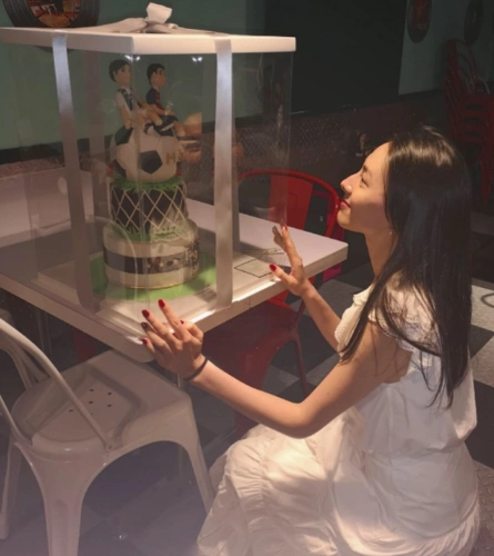 梁洛施为9岁双胞胎儿子庆生你们是我最大的成功和幸福