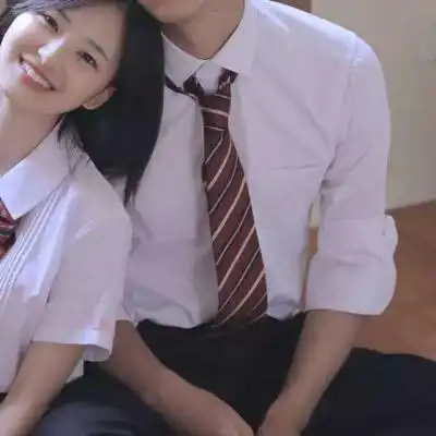 衬衫情侣头像一男一女不露头,精美头像-可爱美图