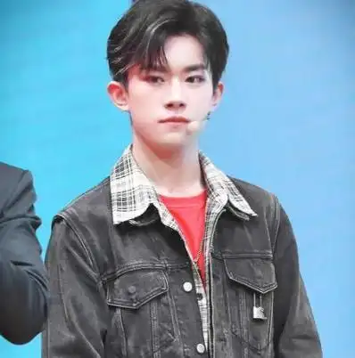 时隔六年才明白,tfboys各自发展,才是易烊千玺最好的