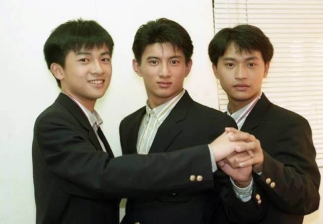 小虎队原本有四人第四位曾比苏有朋还火今却比陈志朋还惨