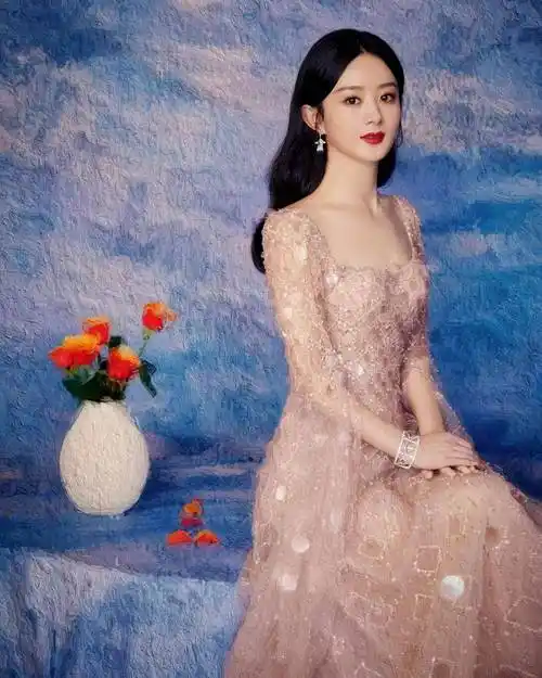 赵丽颖中秋节素色长裙写真:魅力公主颖