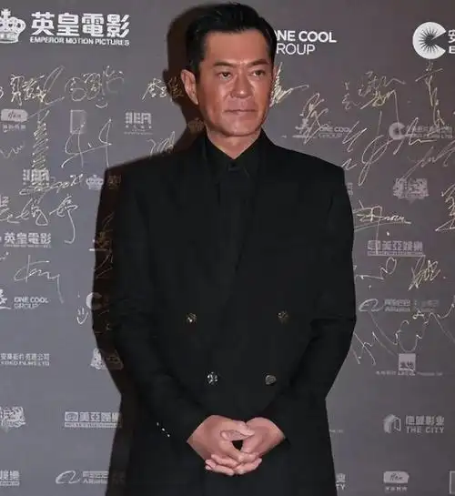 香港电影导演会颁奖典礼梁朝伟余香凝获最佳男女主古天乐显老