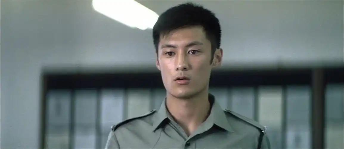 与刘建明的结局相比,陈永仁的才是善终,深度解析《无间道》