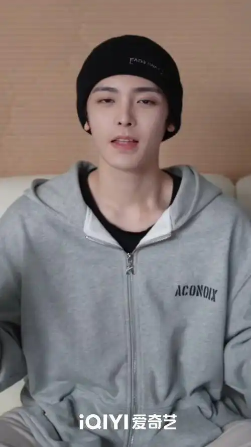 侯明昊,陈都灵,田嘉瑞,程潇小埋碎碎念的微博视频