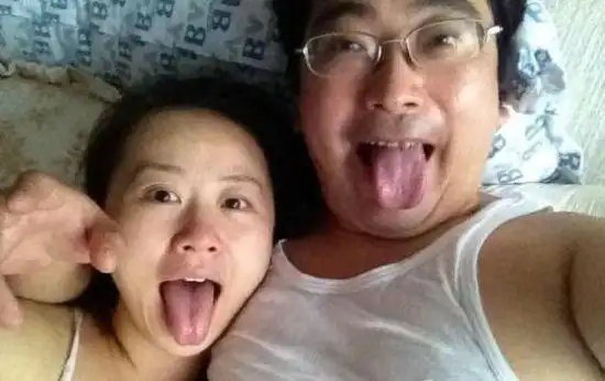 女主播曝被包养细节:房租一月9千 获百万名车