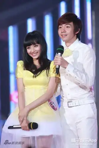 还记得2009快乐女声刘惜君吗?她现在长这样啦!