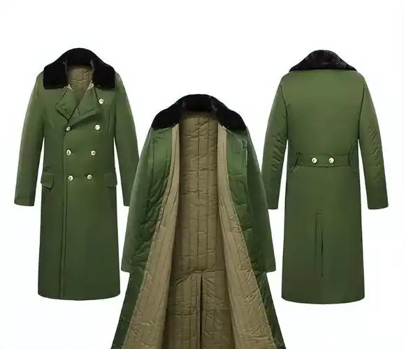 中国军大衣风靡海外穿后直接不想脱老外东方的时尚战袍